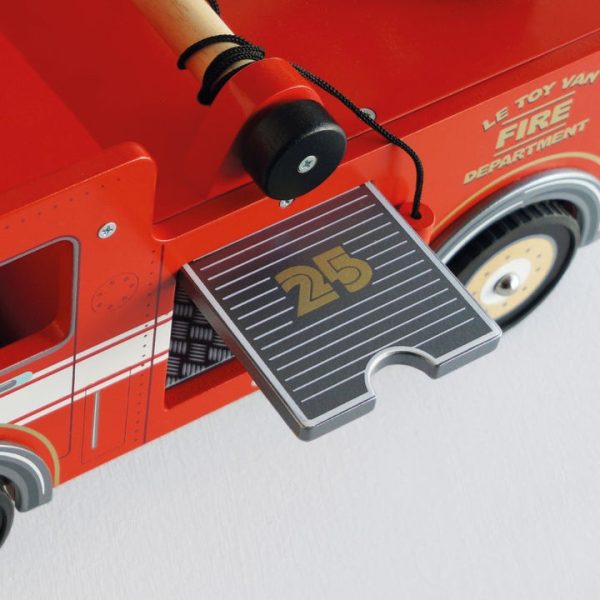 0cc35b2a-d89a-458c-8ce1-65ba4d8442ed_720x-2