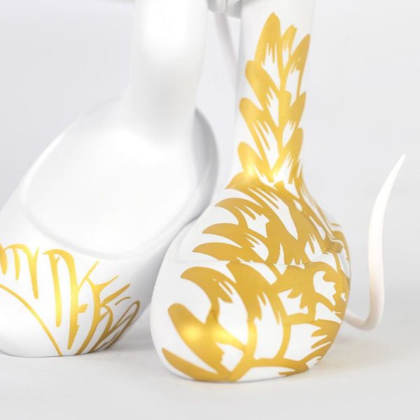 130d5a7a-a593-4851-8a9a-e1a751d302e0_720x-6