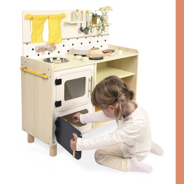 4ea9c6da-2e65-45d3-8ab8-d8785d897541_720x