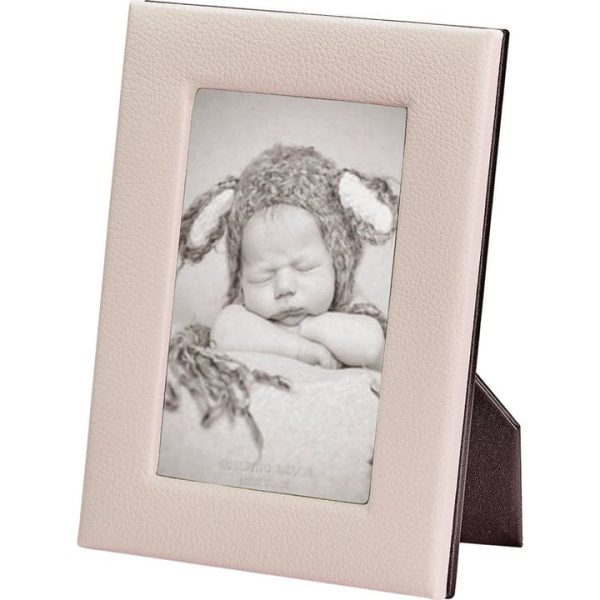 5ed6fa04-9df3-41d5-9d39-66840471726d_720x