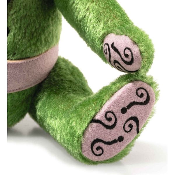 b0fbd188-f57f-4bf4-850e-6e431bd5494e_720x-3