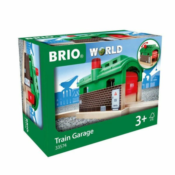 brio-vehicles-train-garage-13775770386519_720x-5