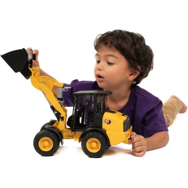 bruder-vehicles-cat-wheel-loader-1140905913_720x