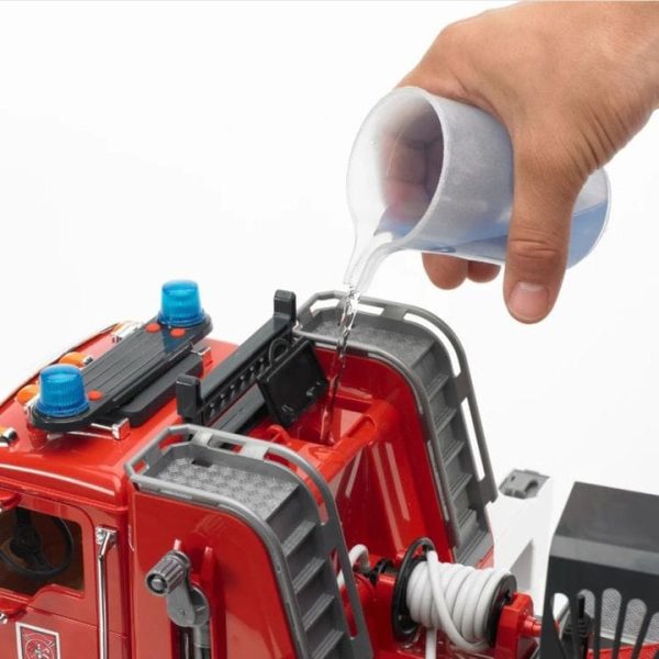 bruder-vehicles-mack-granite-fire-engine-with-water-pump-and-light-sound-1140905928_720x