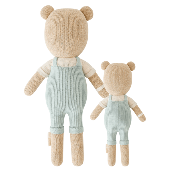 cuddle-and-kind-plush-regular-20-charlie-the-honey-bear-hand-knit-doll-32309830910039_720x-2