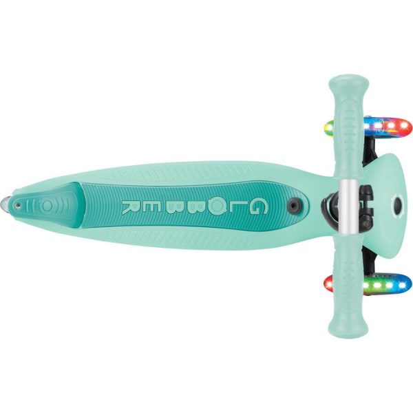 ddf93ddd-95bc-4ada-8b3f-b46e8785eb90_720x-4