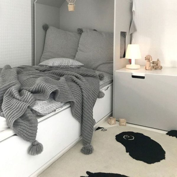 eo-play-room-decor-panda-carpet-30545919934551_720x-1