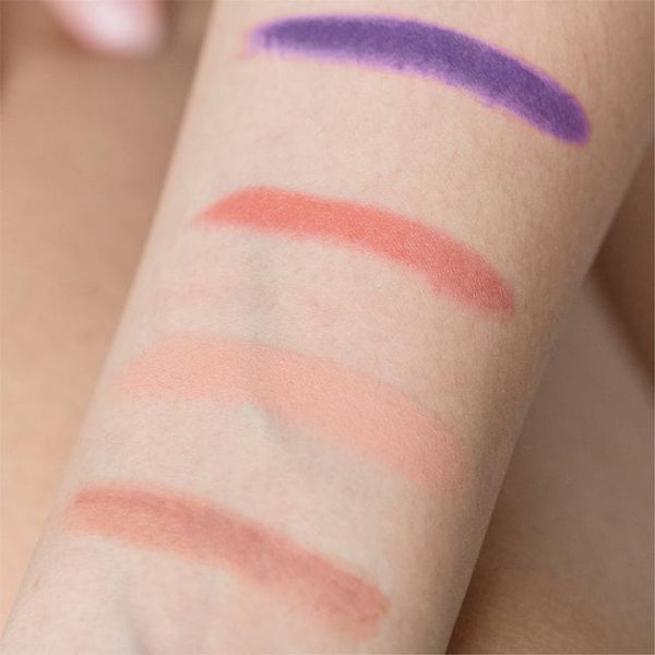 fao-schwarz-fashion-activity-and-roleplay-glitz-glam-portable-vanity-makeup-case-32345973325911_720x-1