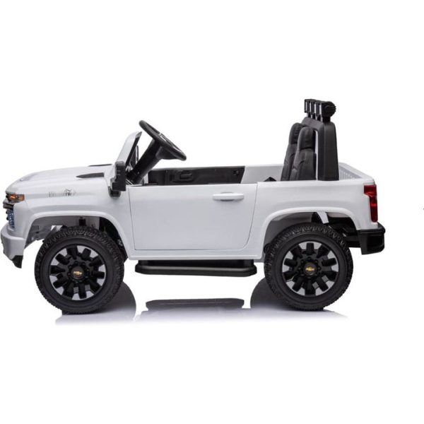 freddo-outdoor-24v-4x4-chevrolet-silverado-2-seater-ride-on-truck-for-kids-white-31443895910487_720x-6
