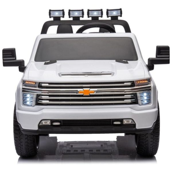 freddo-outdoor-24v-4x4-chevrolet-silverado-2-seater-ride-on-truck-for-kids-white-31443896696919_720x