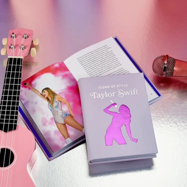 graphic-image-books-icons-of-style-taylor-swift-book-in-lilac-bonded-leather-32444747251799_720x-4