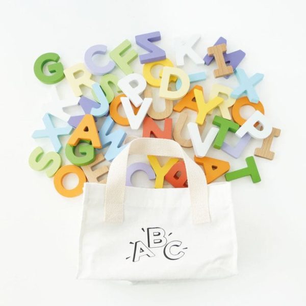 le-toy-van-infants-wooden-alphabet-set-bag-60-letters-31487189483607_720x-4