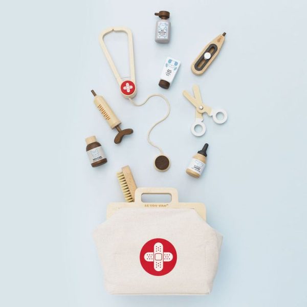 le-toy-van-preschool-10-piece-animal-vet-pretend-play-set-1153095534_720x-1