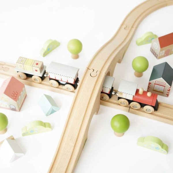 le-toy-van-preschool-figure-8-wooden-train-set-40-pieces-31480133877847_720x-3