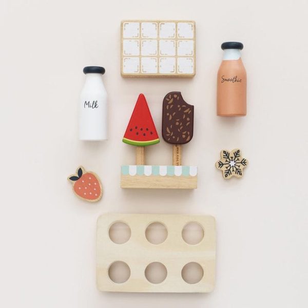 le-toy-van-preschool-kitchen-pretend-play-fridge-freezer-31479761338455_720x-1