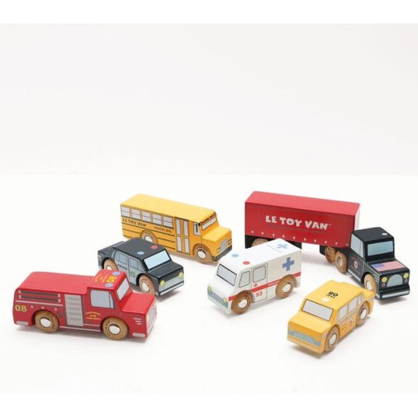 le-toy-van-preschool-new-york-wood-toy-car-set-7-piece-31487190106199_720x-9