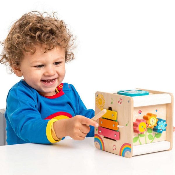 le-toy-van-preschool-petit-activity-cube-29730839527511_720x-6