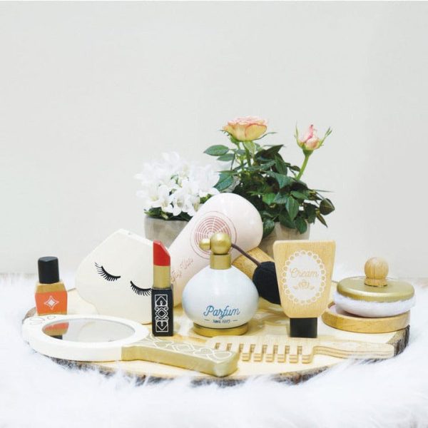 le-toy-van-preschool-star-beauty-bag-29730840051799_720x-2