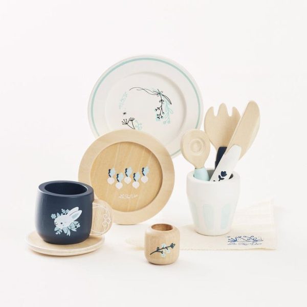 le-toy-van-preschool-wooden-cutlery-pretend-play-dining-set-1153095564_720x-5