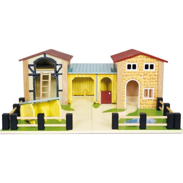 le-toy-van-preschool-wooden-farmyard-stables-31480125259863_720x-9
