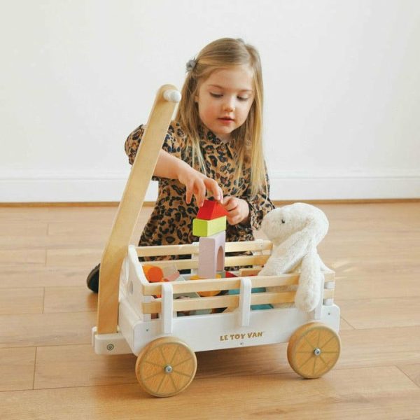 le-toy-van-room-decor-pull-along-wagon-14644789149783_720x-2