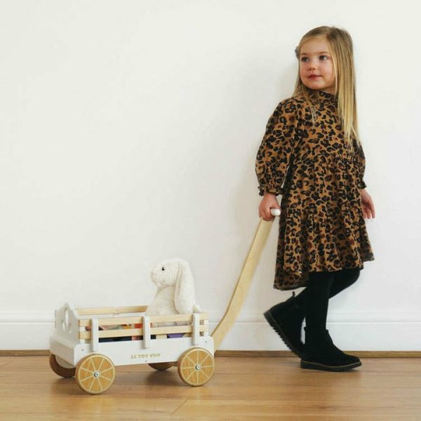 le-toy-van-room-decor-pull-along-wagon-14644814905431_720x