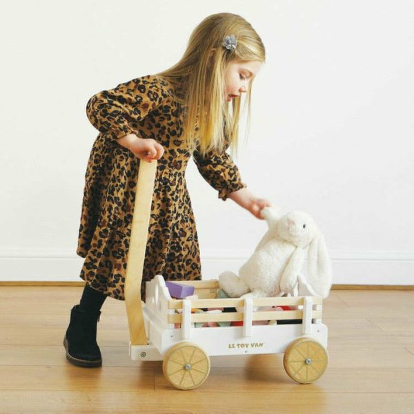 le-toy-van-room-decor-pull-along-wagon-28284465938519_720x-2