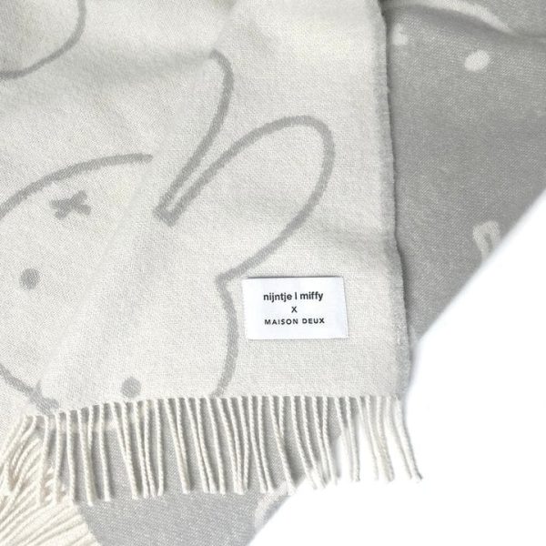 maison-deux-room-decor-miffy-blanket-cloud-white-grey-31899820130391_720x-1