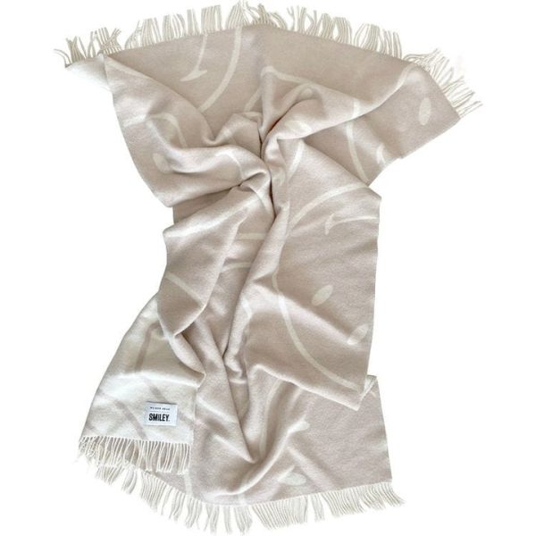 maison-deux-room-decor-smiley-blanket-white-grey-31899820097623_720x-1