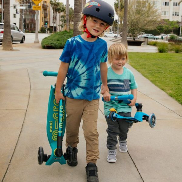 micro-kickboard-outdoor-micro-maxi-foldable-led-scooter-petrol-green-32480899629143_720x-2