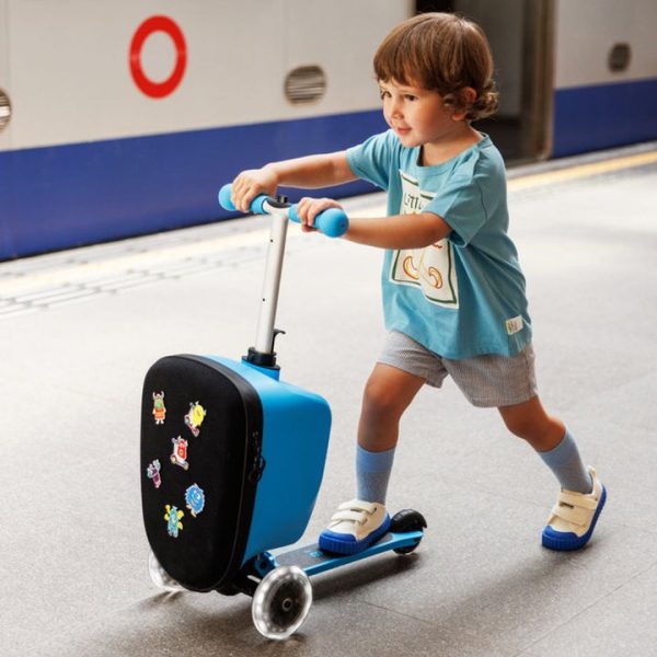 micro-kickboard-outdoor-micro-scooter-luggage-junior-led-patch-play-blue-32481360314455_720x-2