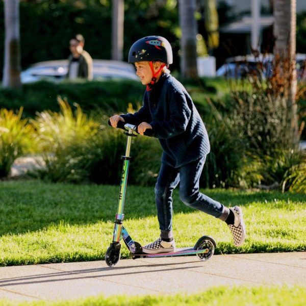 micro-kickboard-outdoor-micro-sprite-led-scooter-neochrome-32480904872023_720x-1