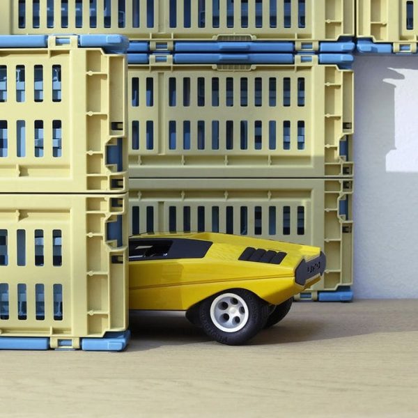 playforever-vehicles-ufo-canarina-car-yellow-32252500377687_720x