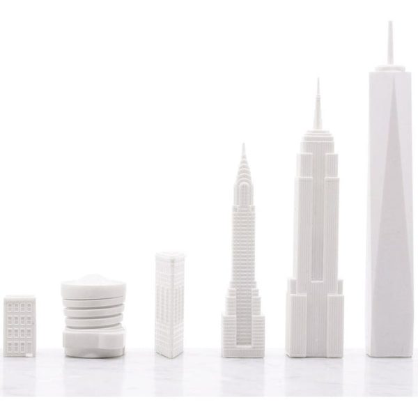 skyline-chess-games-new-york-city-edition-acrylic-chess-set-with-marble-hatch-board-31783638171735_720x-6