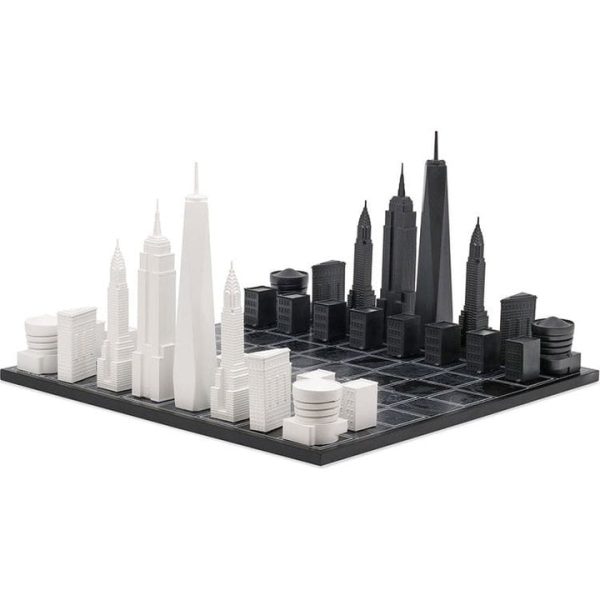 skyline-chess-games-new-york-city-edition-acrylic-chess-set-with-wood-map-board-31766635413591_720x
