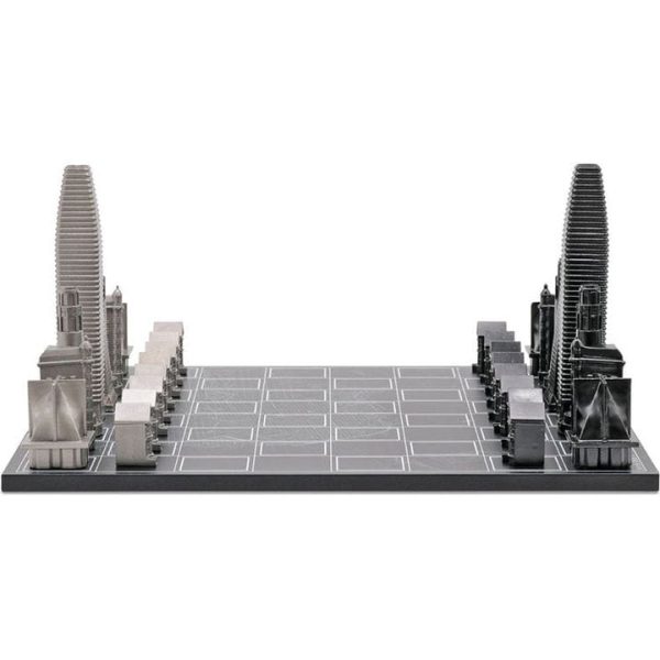 skyline-chess-games-san-francisco-edition-stainless-steel-chess-set-with-wood-map-board-31579732672599_720x-1