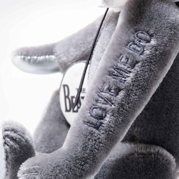steiff-north-america-inc-plush-preorder-steiff-rocks-the-beatles-love-me-do-limited-edition-teddy-bear-30711239213143_720x-1