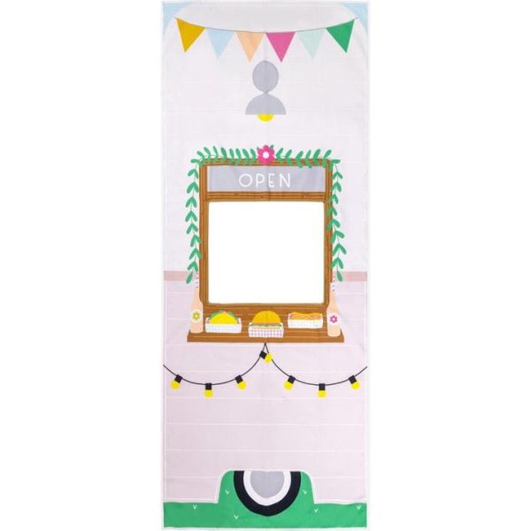 swingly-preschool-camper-food-truck-kitchen-doorway-storefront-32302806597719_720x-3