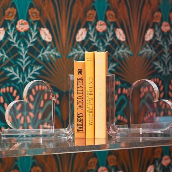 tara-wilson-designs-room-decor-heart-bookends-clear-30840360796247_720x-2