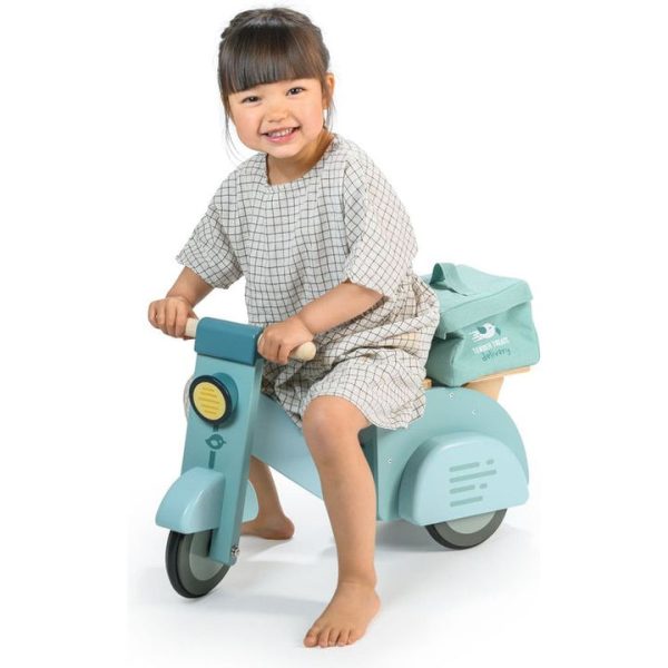 tender-leaf-toys-preschool-delivery-scooter-1130106599_720x-7