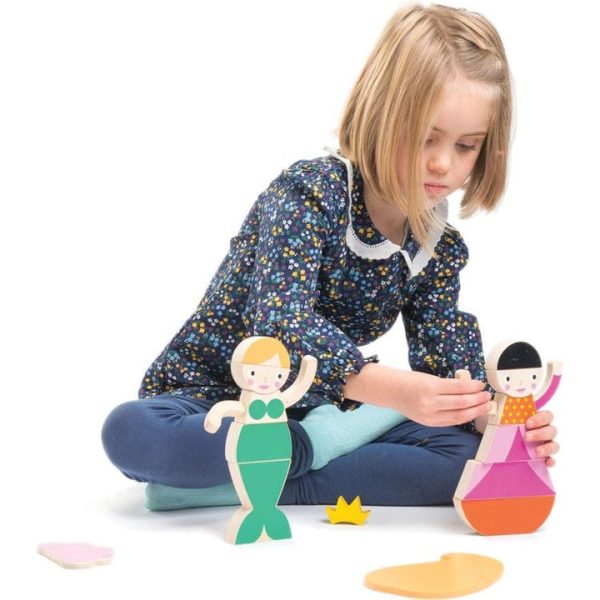 tender-leaf-toys-preschool-princess-magblocs-32422974750807_720x-3