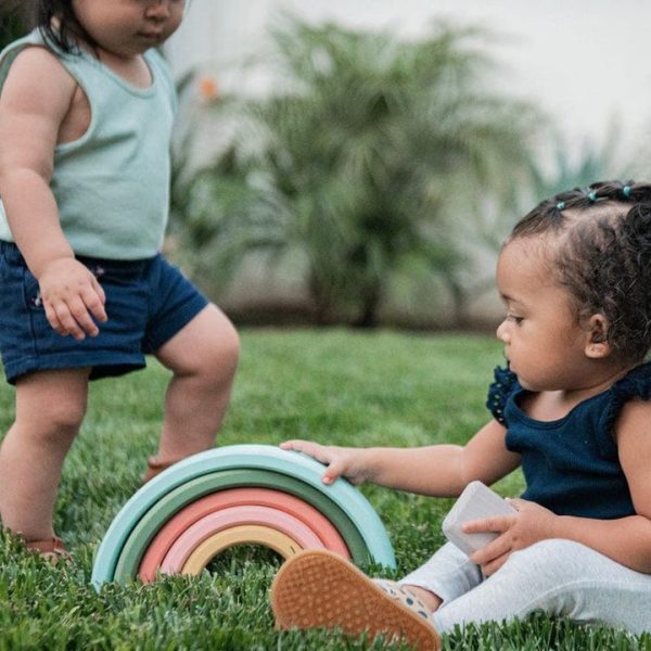 wonder-wise-infants-rainbow-nesting-blocks-32587213701207_720x-4