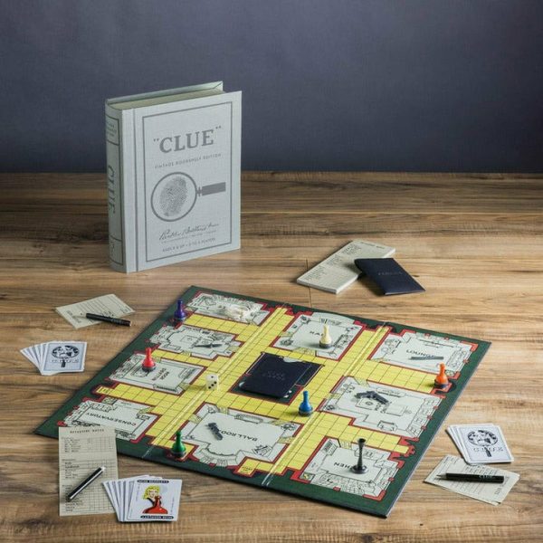 ws-game-company-games-clue-vintage-bookshelf-edition-28896789463127_720x-6