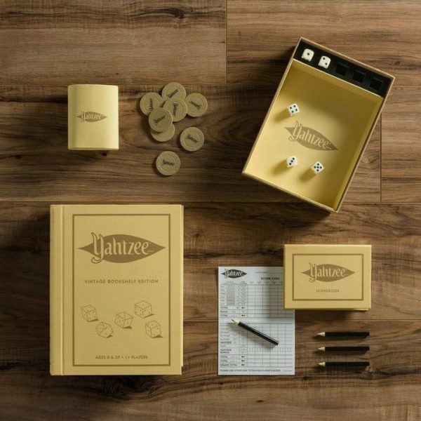 ws-game-company-games-yahtzee-vintage-bookshelf-edition-28874162470999_720x-5