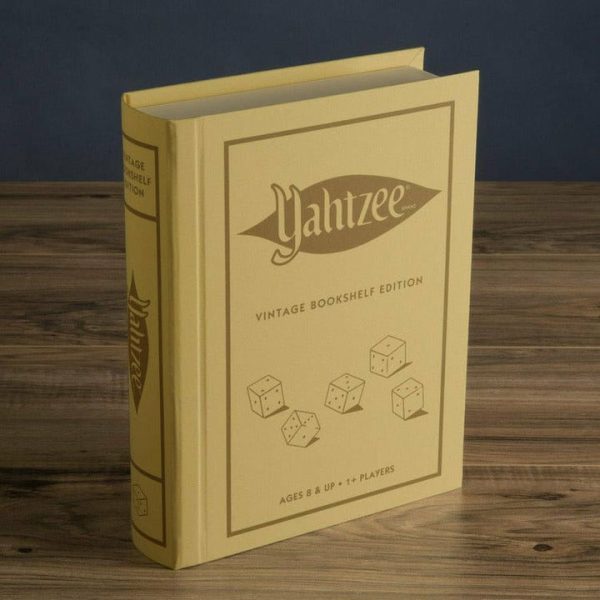 ws-game-company-games-yahtzee-vintage-bookshelf-edition-28874162503767_720x-5